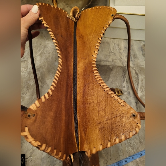 Elegant Brown Leather Handbag From Mexico - Picture 11 of 11